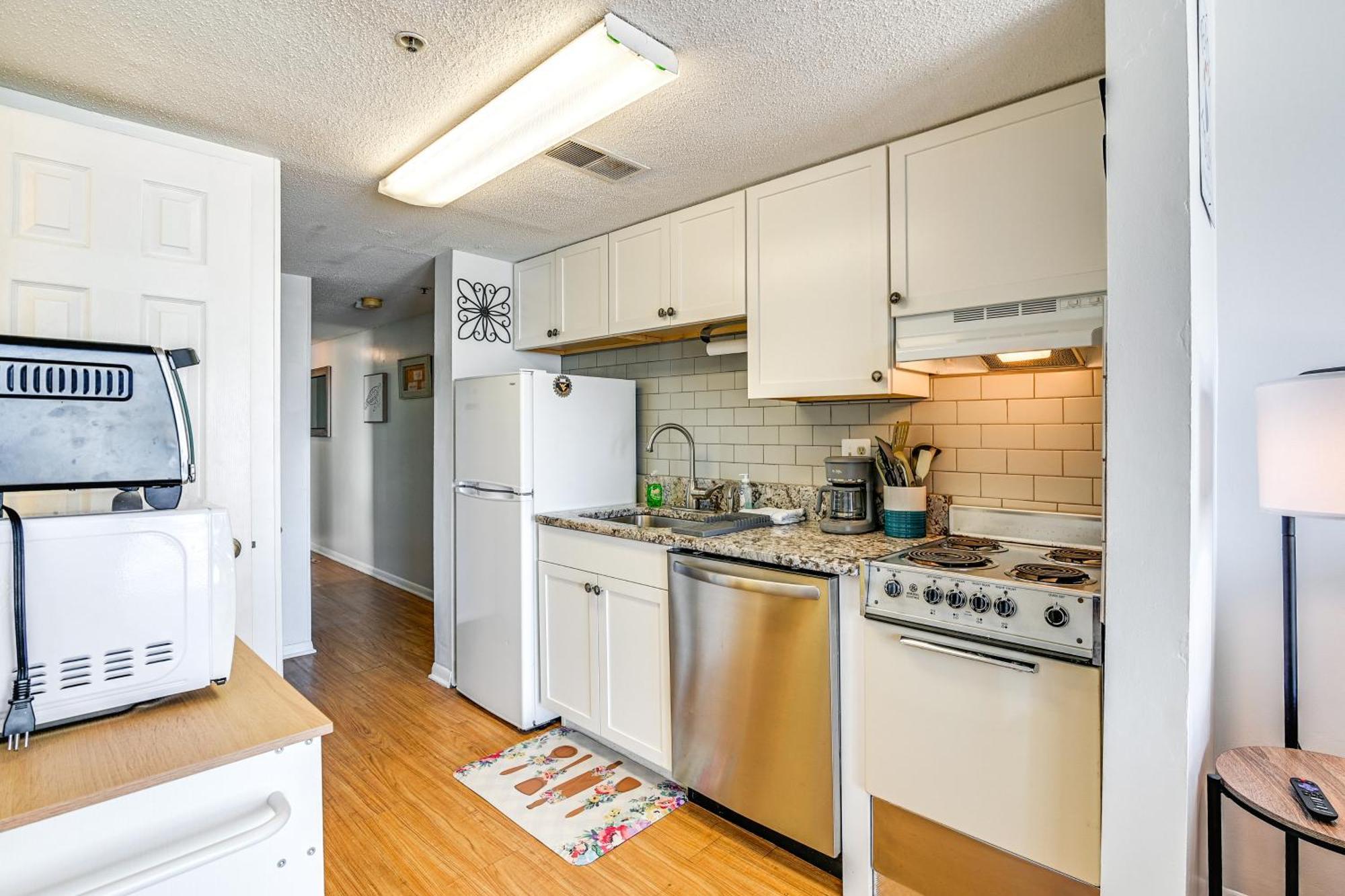 Cozy Beachfront Condo With Wifi, Views And Pool Access Myrtle Beach Zewnętrze zdjęcie